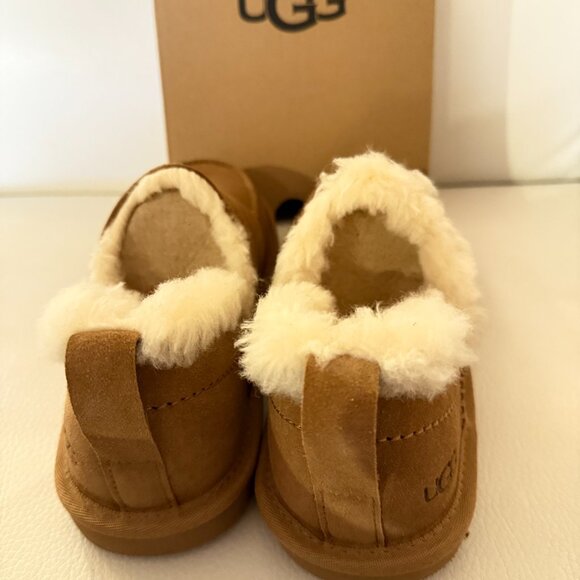 NIB UGGS UGG AUSTRALIA LORIA PULL ON SLIPPERS SHOES SIZE 9 CHESTNUT - Picture 3 of 9